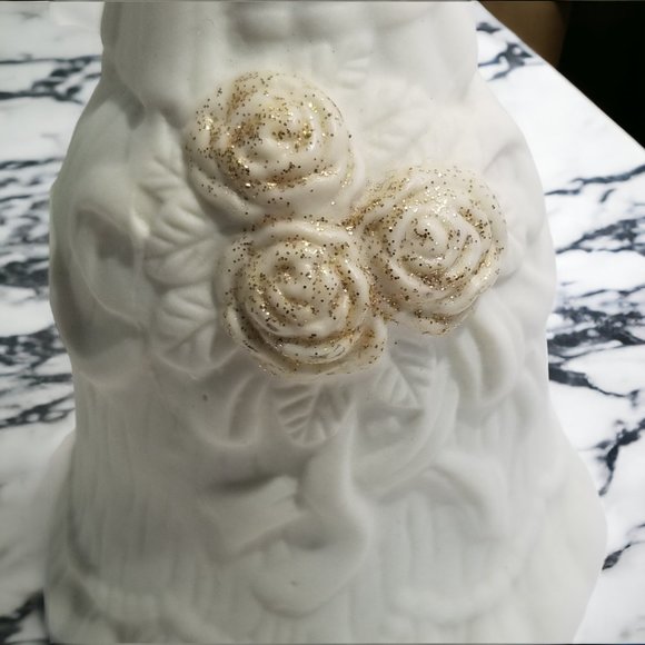 Vintage Bride And Groom Wedding Cake Topper Bell Center Piece Porcelain Bisque - Picture 7 of 9